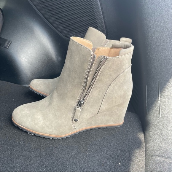 Naturalizer Soul Women's Haley Wedge Ankle Bootie Size 9 - Picture 3 of 12